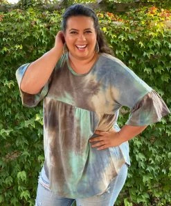 Boutique Simplified Jazzy Tie Dye Ruffle Sleeve