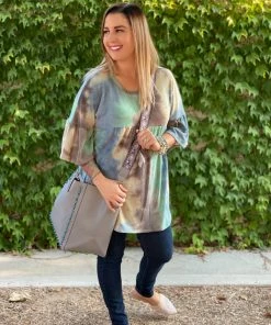 Boutique Simplified Jazzy Tie Dye Ruffle Sleeve