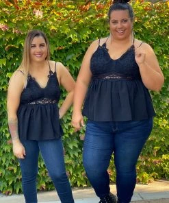 Boutique Simplified Opal Lace Trim Cami Top In Black