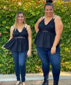 Boutique Simplified Opal Lace Trim Cami Top In Black