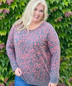 Boutique Simplified Kiss Of Life Long Sleeve Top