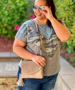 Boutique Simplified One Of A Kind Eyelet Color Block Tee