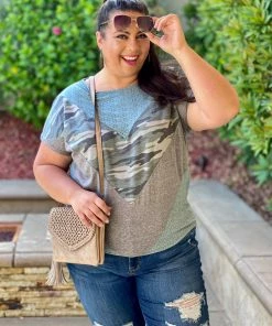 Boutique Simplified One Of A Kind Eyelet Color Block Tee