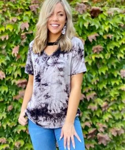 Boutique Simplified Lei In Tie Dye Short Sleeve Top