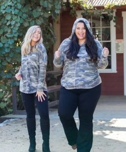 Boutique Simplified Best Camo Hoodie In Town