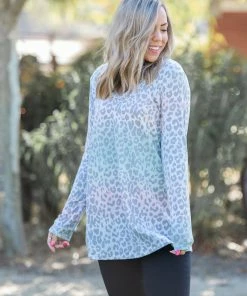 Boutique Simplified Oakley Ombre Long Sleeve Top 10 Boutique Simplified Oakley Ombre Long Sleeve Top