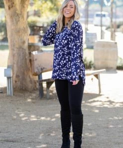Boutique Simplified Navy And Daisy Long Sleeve Top