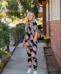 Boutique Simplified Floral Infusion Lounge Set