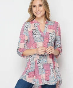 Boutique Simplified Medley Of Flowers 3/4 Sleeve Top