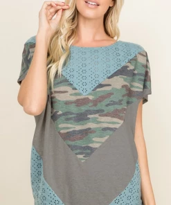Boutique Simplified One Of A Kind Eyelet Color Block Tee