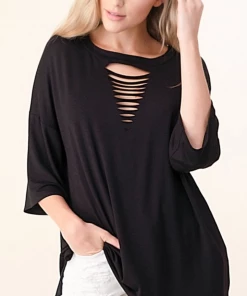 Boutique Simplified Laser Cut Tunic In Black 9 Boutique Simplified Laser Cut Tunic In Black