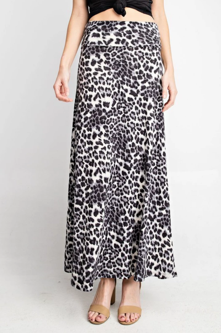 Boutique Simplified Snow Leopard Maxi Skirt 5 Boutique Simplified Snow Leopard Maxi Skirt