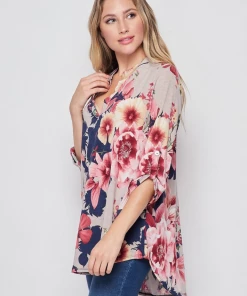 Boutique Simplified Blossoming Soul 3/4 Sleeve Top