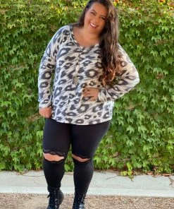 Boutique Simplified Thundercat Long Sleeve Top