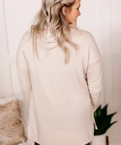 No Ship Drop Ship Chasing That Feeling, Wilde & Free Hoodie Apparel