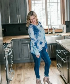 No Ship Drop Ship With A Twist Top In Blue 12 No Ship Drop Ship With A Twist Top In Blue