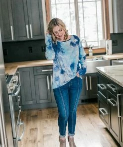 No Ship Drop Ship With A Twist Top In Blue 11 No Ship Drop Ship With A Twist Top In Blue