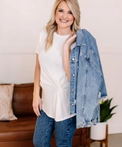 No Ship Drop Ship In A Bind Twist Front Top In Cream