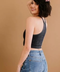 Trendsi Delmar Scoop Neck Cropped Cami