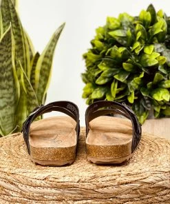 Very G Aries Sandal In Black