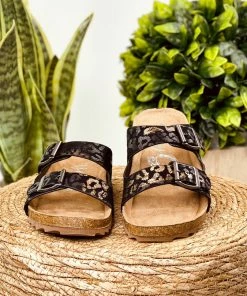 Very G Aries Sandal In Black