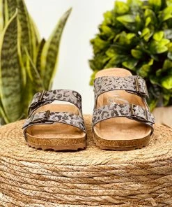 Apparel Very G Aries Sandal In Grey