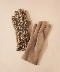 Avenue Zoe Leopard Print Seritte Touch Screen Gloves Apparel