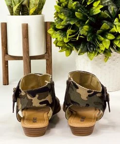 Not Rated Avril Sandal In Camo