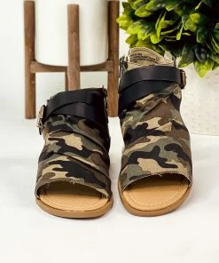 Not Rated Avril Sandal In Camo