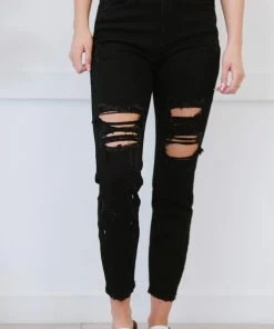 Trendsi Judy Blue Paige Distressed Boyfriend Jeans