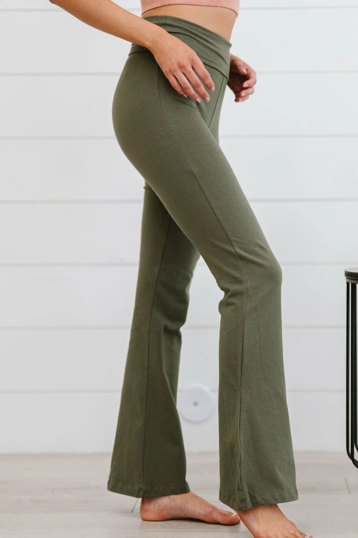 Trendsi Keep It Up Flare Yoga Pants In Light Olive 3 Trendsi Keep It Up Flare Yoga Pants In Light Olive