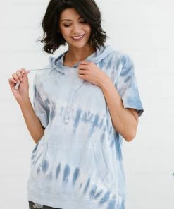 Trendsi Watching Clouds Tie-Dye Short-Sleeved Hoodie 15 Trendsi Watching Clouds Tie-Dye Short-Sleeved Hoodie