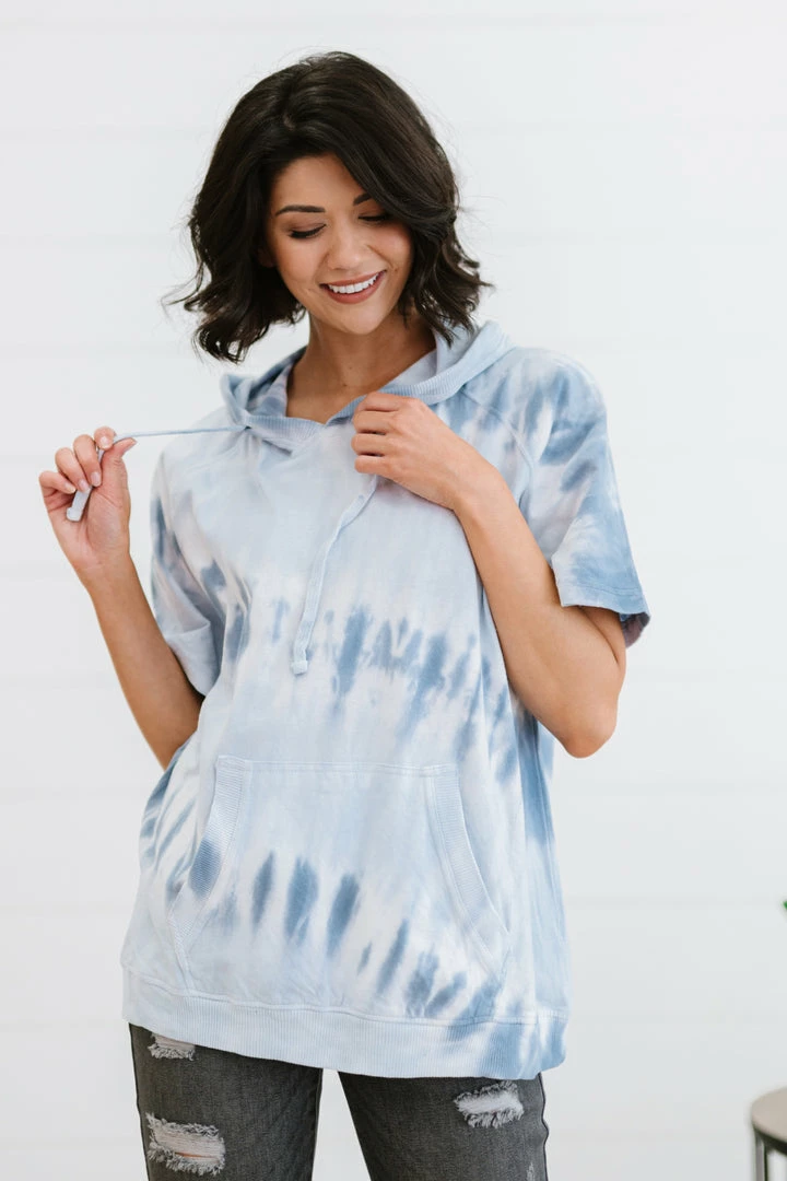 Trendsi Watching Clouds Tie-Dye Short-Sleeved Hoodie 6 Trendsi Watching Clouds Tie-Dye Short-Sleeved Hoodie