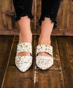 Matisse Berlin Shoe In Gold Spot Shoes