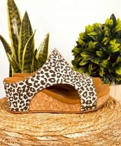 Very G Besito Wedge In Leopard