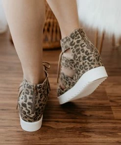 Apparel Very G Big Top Sandals In Leopard 7 Apparel Very G Big Top Sandals In Leopard