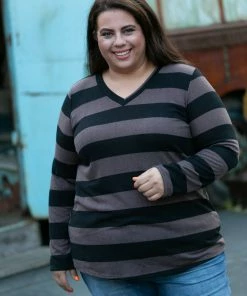 Boutique Simplified Treat Yourself Hacci Pullover