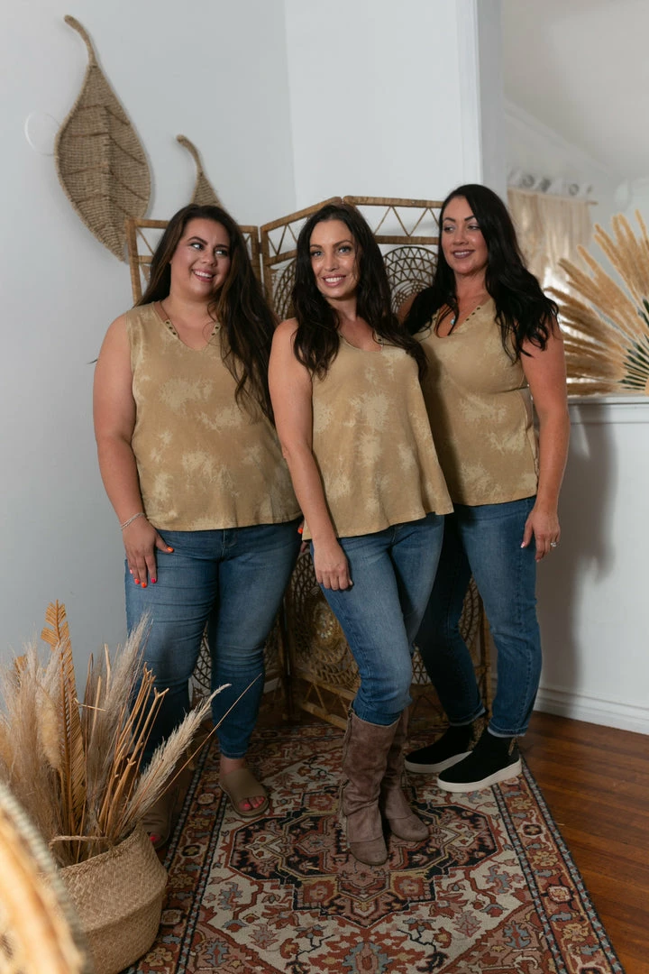 Boutique Simplified All In The Details Sleeveless Top 4 Boutique Simplified All In The Details Sleeveless Top