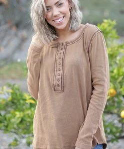 Boutique Simplified Caramel Dreams Sweater Henley