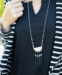 Boutique Simplified Half Moon Tassel Necklace
