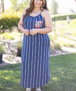 Boutique Simplified Proud To Be - Maxi Apparel