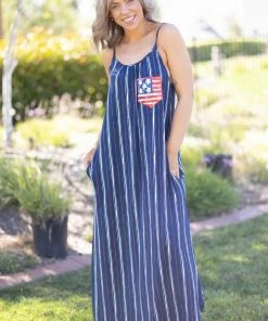 Boutique Simplified Proud To Be - Maxi Apparel