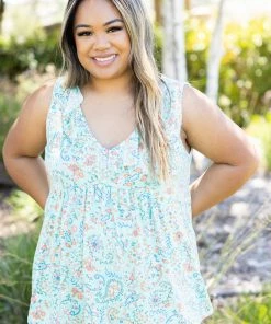 Boutique Simplified Summer Paisley Sleeveless Top