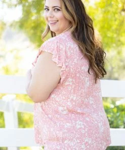 Boutique Simplified Paradise Sunsets Flutter Sleeve Apparel