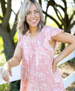 Boutique Simplified Paradise Sunsets Flutter Sleeve Apparel