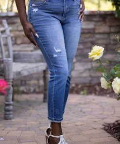 Boutique Simplified Over The Rainbow Judy Blue Crops 22 Boutique Simplified Over The Rainbow Judy Blue Crops