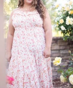 Boutique Simplified Can't Shake You Maxi Dress