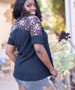 Boutique Simplified Sheer Beauty Short Sleeve