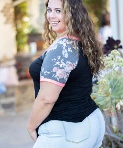 Boutique Simplified The Perfect Compromise Raglan Apparel 8 Boutique Simplified The Perfect Compromise Raglan Apparel