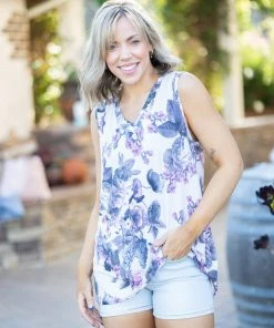 Boutique Simplified Apparel Napa Floral Sleeveless Top